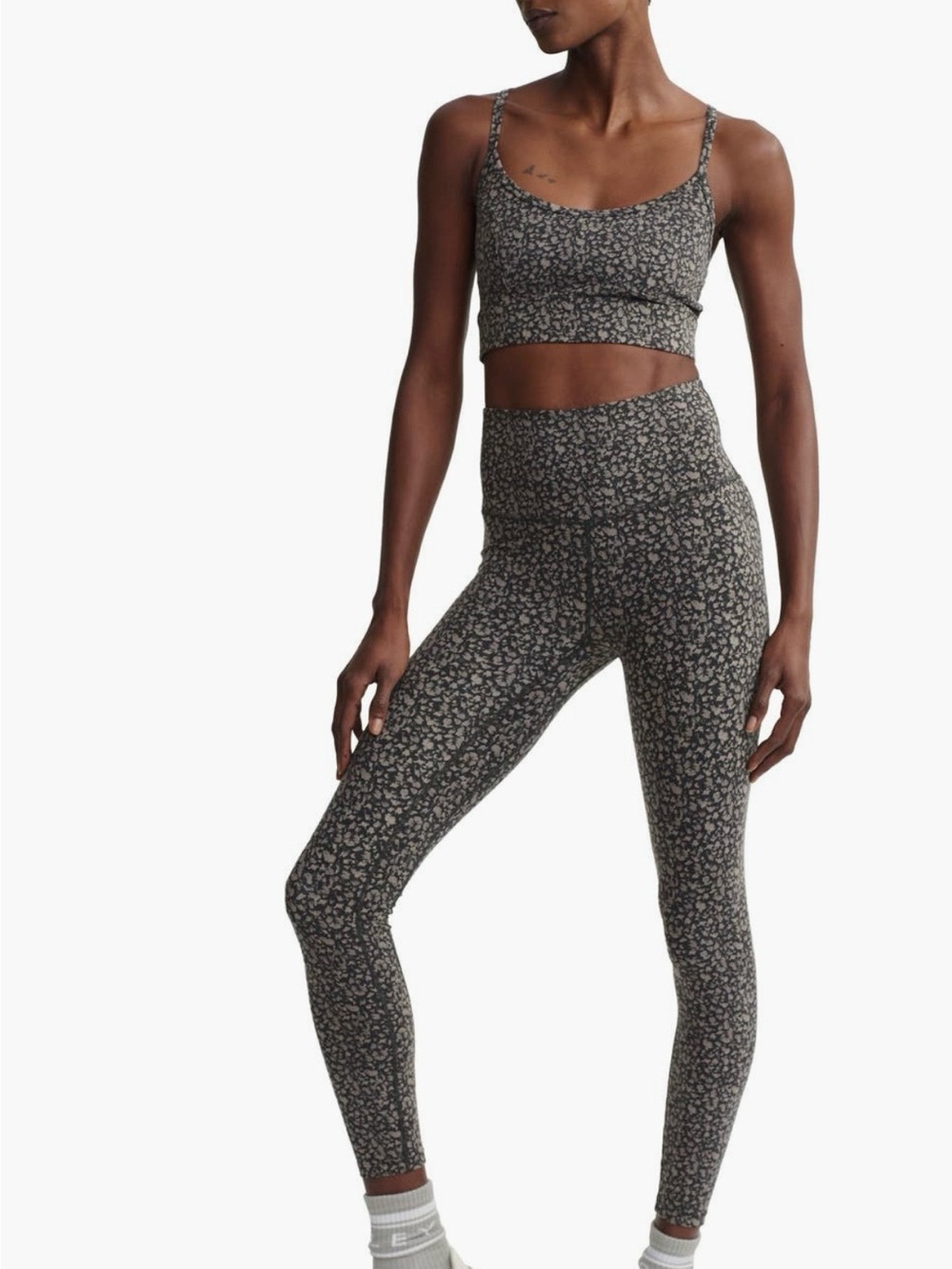 Varley Let’s Move High Waist Tights Size S / Let’s Move Irena Sports Bra Size M